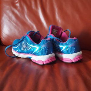 Blue/Teal Women Sneakers, size 9